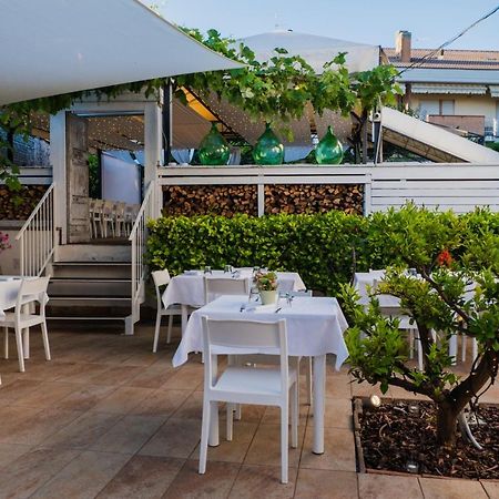 La Taverna Antica Rooms Pescara Exterior foto